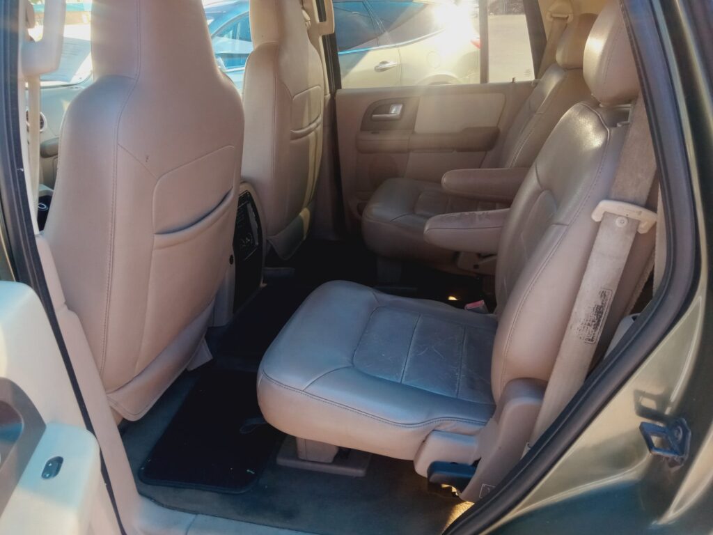 2003 Ford Expedition