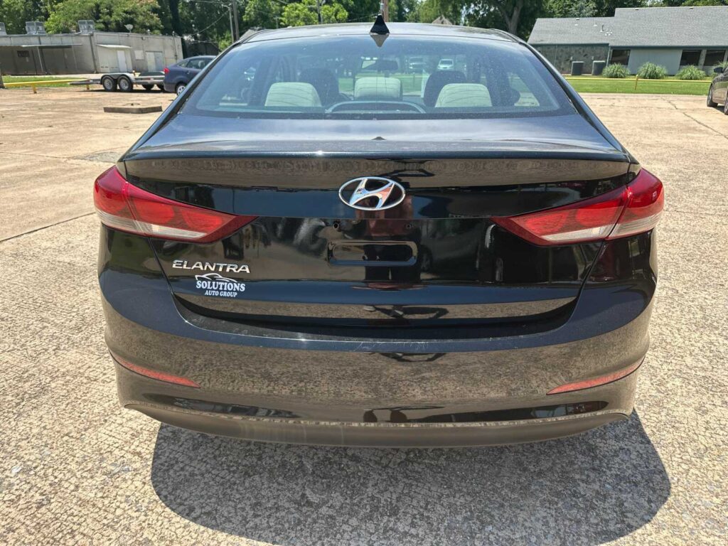 2018 Hyundai Elantra