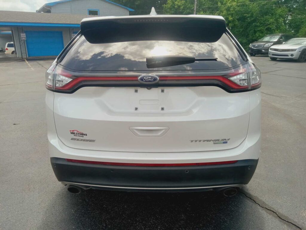 2017 Ford Edge