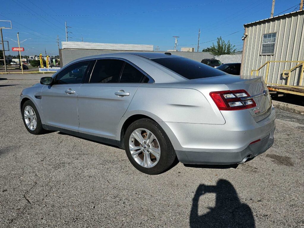 2013 Ford Taurus