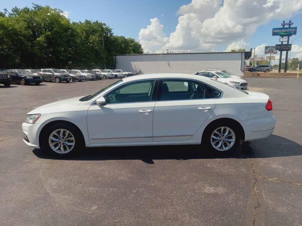 2016 Volkswagen Passat