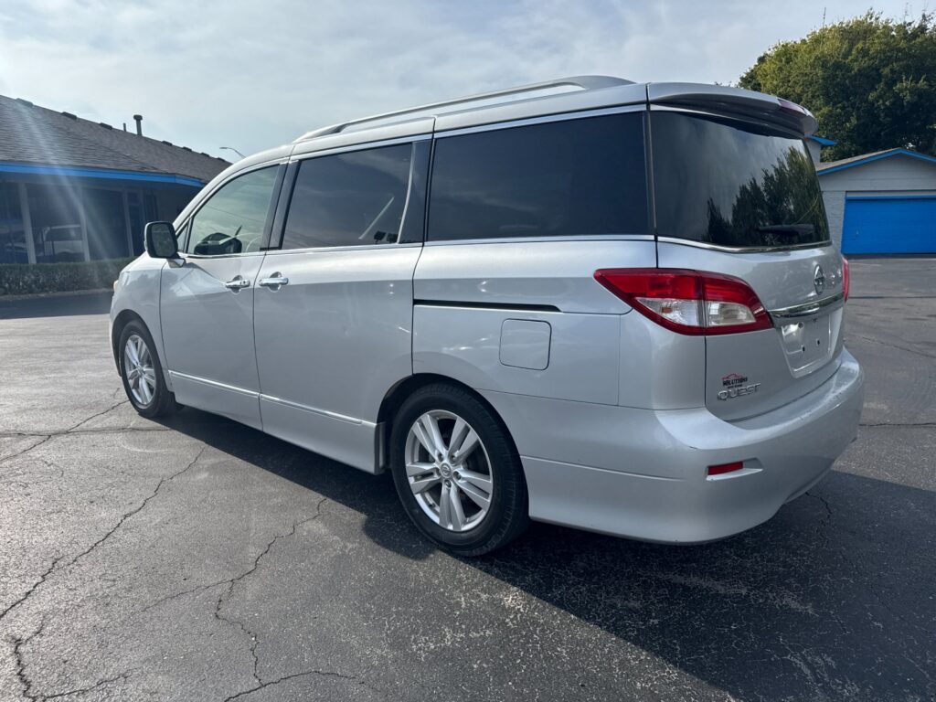 2012 Nissan Quest