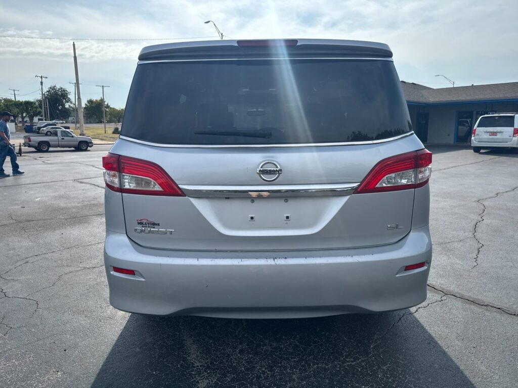 2012 Nissan Quest