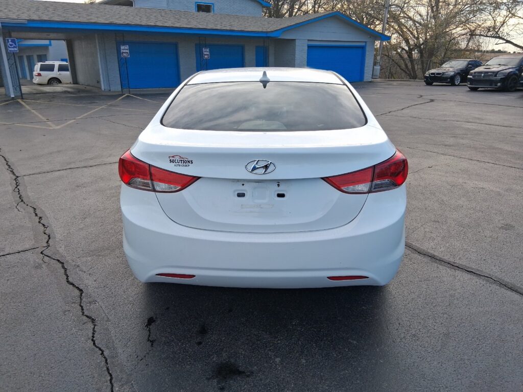2011 Hyundai Elantra