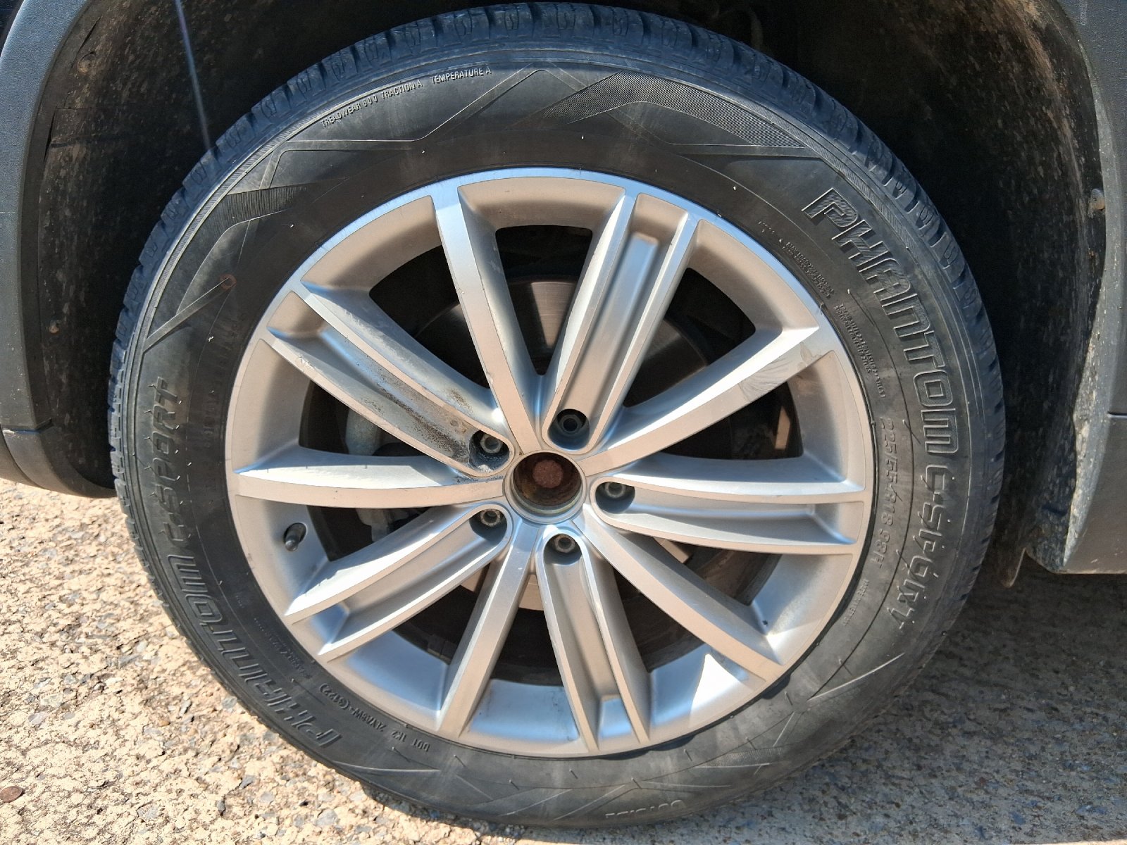 2013 Volkswagen Tiguan SE - Photo 27