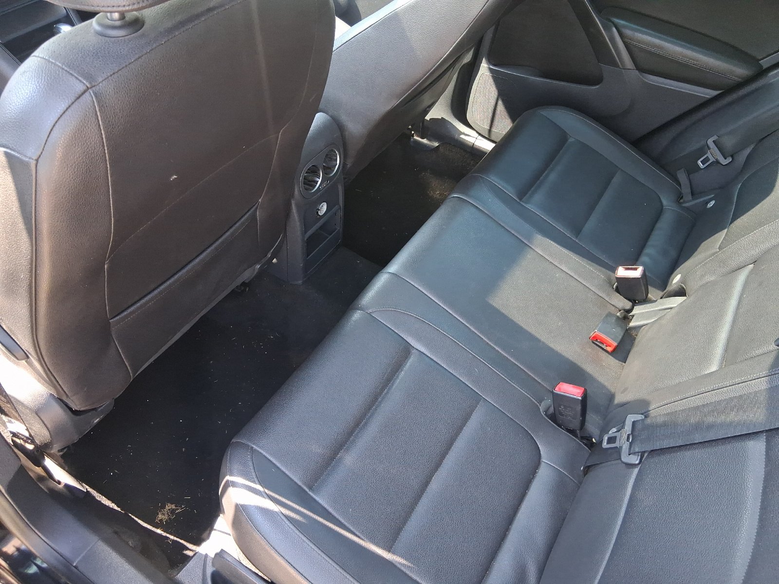 2013 Volkswagen Tiguan SE - Photo 13